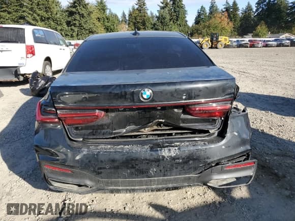 ✅ 2020 BMW 7 Series 740i • VIN: WBA7T2C09LGL17376 • Lot: 85931495. Listed on Copart with Not provided. Free auction sales archive from the USA and detailed vehicle history report at DreamBid. Image 6.