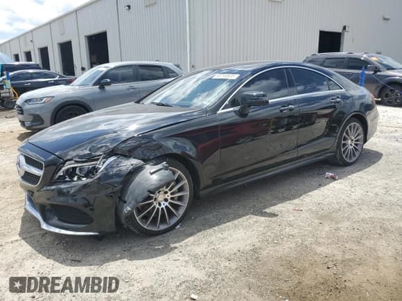 ✅ 2015 Mercedes-Benz CLS 550 • VIN: WDDLJ7DB5FA143758 • Лот: 58749535. Опубликован ранее на Copart с пробегом 77 470 миль. Бесплатный доступ к архиву аукционных продаж из США и подробный отчёт об истории автомобиля на DreamBid. Изображение 1.