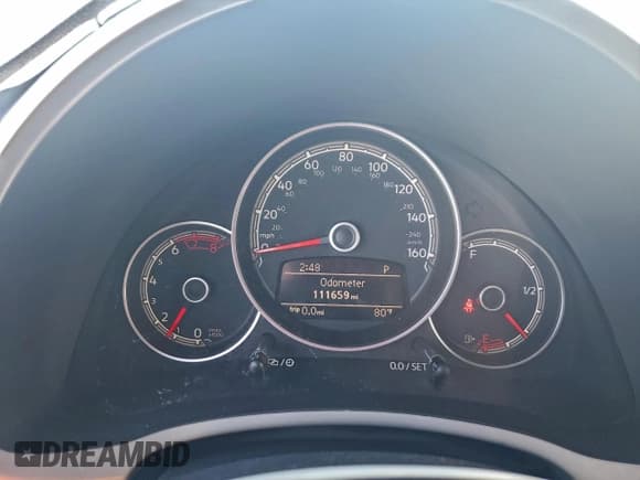 ✅ 2018 Volkswagen Beetle S • VIN: 3VW5DAAT5JM505097 • Лот: 84711945. Опубликован ранее на Copart с пробегом 111 659 миль. Бесплатный доступ к архиву аукционных продаж из США и подробный отчёт об истории автомобиля на DreamBid. Изображение 9.