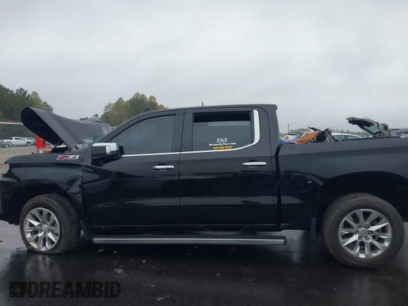 ✅ 2022 Chevrolet Silverado 1500 LTZ • VIN: 3GCUYGED6NG153001 • Lot: 43560026. Wystawiony na IAAI z przebiegiem 77 934 mil. Bezpłatny archiwum sprzedaży aukcyjnych z USA i szczegółowy raport historii pojazdu na DreamBid. Zdjęcie 14.