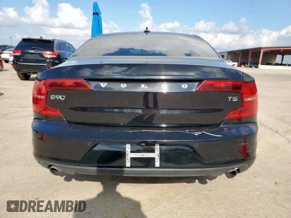 ✅ 2018 Volvo S90 Momentum • VIN: LVY982AK9JP020289 • Lot: 90093675. Listed on Copart with 168,324 mi. Free auction sales archive from the USA and detailed vehicle history report at DreamBid. Image 6.