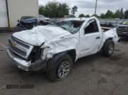 ✅ 2013 Chevrolet Silverado 1500 • VIN: 1GCNKSEA3DZ151591 • Lot: 61342625. Wystawiony na Copart z przebiegiem Nie podano. Bezpłatny archiwum sprzedaży aukcyjnych z USA i szczegółowy raport historii pojazdu na DreamBid. Zdjęcie 1.