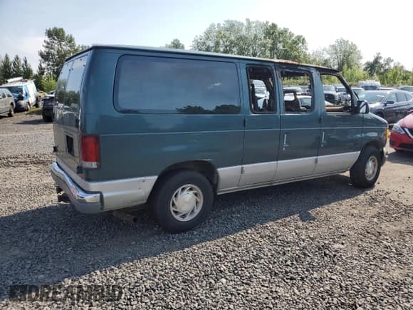 ✅ 1997 Ford Econoline Wagon XL • VIN: 1FMEE11L2VHA74059 • Lot: 59267495. Wystawiony na Copart z przebiegiem Nie podano. Bezpłatny archiwum sprzedaży aukcyjnych z USA i szczegółowy raport historii pojazdu na DreamBid. Zdjęcie 3.