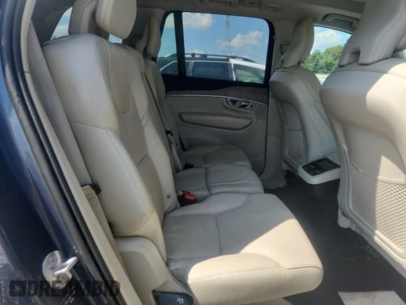 ✅ 2023 Volvo XC90 Plus • VIN: YV4062PNXP1960889 • Лот: 64653965. Опубликован ранее на Copart с пробегом Не указан. Бесплатный доступ к архиву аукционных продаж из США и подробный отчёт об истории автомобиля на DreamBid. Изображение 11.