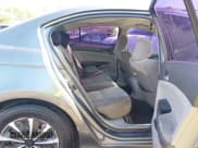 ✅ 2010 Honda Accord LX • VIN: 1HGCP2F38AA080988 • Лот: 43777993. Опубликован ранее на IAAI с пробегом 233 260 миль. Бесплатный доступ к архиву аукционных продаж из США и подробный отчёт об истории автомобиля на DreamBid. Изображение 8.