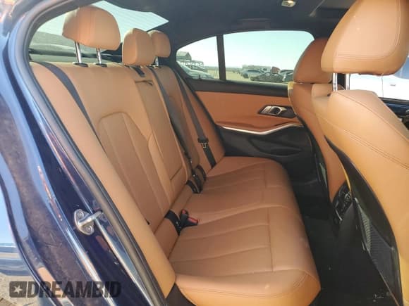 ✅ 2022 BMW 3 Series 330i • VIN: 3MW5R1J06N8C48649 • Lot: 84245375. Listed on Copart with 40,673 mi. Free auction sales archive from the USA and detailed vehicle history report at DreamBid. Image 10.