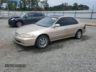 2000 Honda Accord EX с VIN 1HGCG6678YA102394, выставлен на аукционе Copart как лот 71476685 с пробегом 231 614 миль миль и Списание • Salvage title. История ставок и продаж доступна на DreamBid. Изображение 1.