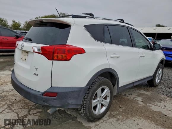 ✅ 2013 Toyota RAV4 XLE • VIN: JTMWFREV1D5015312 • Lot: 94173935. Listed on Copart with 79,410 mi. Free auction sales archive from the USA and detailed vehicle history report at DreamBid. Image 3.