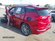 ✅ 2023 GMC Terrain Denali • VIN: 3GKALXEG5PL100123 • Lot: 43603359. Wystawiony na IAAI z przebiegiem Nie podano. Bezpłatny archiwum sprzedaży aukcyjnych z USA i szczegółowy raport historii pojazdu na DreamBid. Zdjęcie 3.