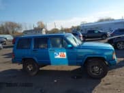 ✅ 1994 Jeep Cherokee • VIN: 1J4FN28S6RL114281 • Лот: 43595095. Опубликован ранее на IAAI с пробегом 298 798 миль. Бесплатный доступ к архиву аукционных продаж из США и подробный отчёт об истории автомобиля на DreamBid. Изображение 13.