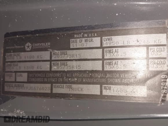 ✅ 1988 Dodge D/W 100 • VIN: 1B7FD04X9JS676023 • Lot: 40746708. Listed on IAAI with 98,215 mi. Free auction sales archive from the USA and detailed vehicle history report at DreamBid. Image 9.