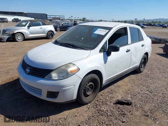 ✅ 2011 Nissan Versa 1.6 • VIN: 3N1CC1AP6BL435457 • Lot: 43537830. Listed on IAAI with 219,160 mi. Free auction sales archive from the USA and detailed vehicle history report at DreamBid. Image 6.