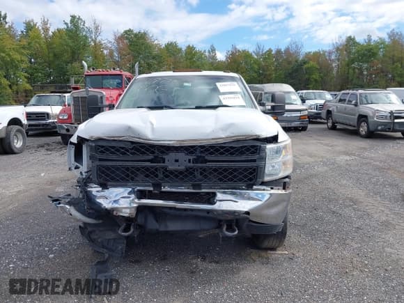 ✅ 2013 Chevrolet Silverado 2500HD Work Truck • VIN: 1GC2KVCGXDZ405969 • Лот: 43391824. Опубликован ранее на IAAI с пробегом Не указан. Бесплатный доступ к архиву аукционных продаж из США и подробный отчёт об истории автомобиля на DreamBid. Изображение 12.