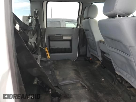 ✅ 2015 Ford F-350 Platinum • VIN: 1FT8W3B6XFEA90449 • Lot: 83409674. Listed on Copart with 208,629 mi. Free auction sales archive from the USA and detailed vehicle history report at DreamBid. Image 10.