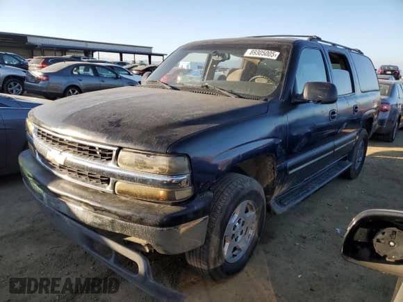 ✅ 2003 Chevrolet Suburban LS • VIN: 1GNEC16T93J295576 • Лот: 89305005. Опубликован ранее на Copart с пробегом 429 945 миль. Бесплатный доступ к архиву аукционных продаж из США и подробный отчёт об истории автомобиля на DreamBid. Изображение 1.
