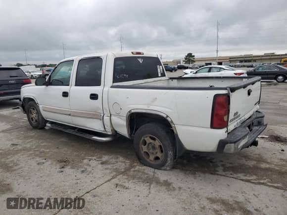✅ 2004 Chevrolet Silverado 1500 LS • VIN: 2GCEC13T541330364 • Лот: 64773585. Опубликован ранее на Copart с пробегом 366 651 миль. Бесплатный доступ к архиву аукционных продаж из США и подробный отчёт об истории автомобиля на DreamBid. Изображение 2.