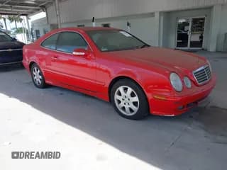 ✅ 2000 Mercedes-Benz CLK 320/430 • VIN: WDBLJ65G9YF139408 • Lot: 42563425. Wystawiony na IAAI z przebiegiem 198 836 mil. Bezpłatny archiwum sprzedaży aukcyjnych z USA i szczegółowy raport historii pojazdu na DreamBid. Zdjęcie 1.