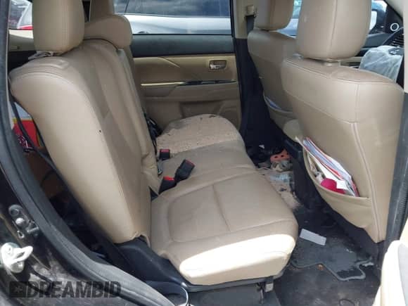 2018 Mitsubishi Outlander SE with VIN JA4AD3A34JZ060759, listed as a IAAI auction lot 42617672 with 181,482 mi miles and . Bid and sale history available at DreamBid. Image 8.