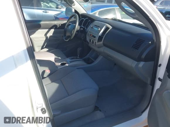 ✅ 2011 Toyota Tacoma • VIN: 5TFMU4FN9BX003215 • Лот: 43500582. Опубликован ранее на IAAI с пробегом 161 318 миль. Бесплатный доступ к архиву аукционных продаж из США и подробный отчёт об истории автомобиля на DreamBid. Изображение 5.