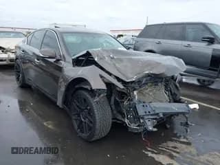 ✅ 2014 Infiniti Q50 Premium • VIN: JN1BV7AP8EM670039 • Lot: 43239209. Wystawiony na IAAI z przebiegiem 124 693 mil. Bezpłatny archiwum sprzedaży aukcyjnych z USA i szczegółowy raport historii pojazdu na DreamBid. Zdjęcie 1.