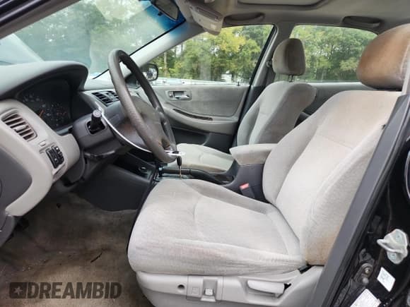 ✅ 2002 Honda Accord SE • VIN: 1HGCG66842A173544 • Lot: 85285185. Listed on Copart with 133,615 mi. Free auction sales archive from the USA and detailed vehicle history report at DreamBid. Image 7.