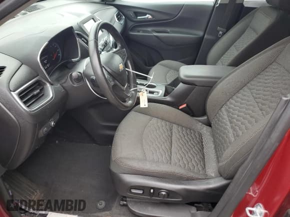 ✅ 2018 Chevrolet Equinox LT • VIN: 2GNAXSEV5J6165980 • Lot: 69562305. Wystawiony na Copart z przebiegiem 85 297 mil. Bezpłatny archiwum sprzedaży aukcyjnych z USA i szczegółowy raport historii pojazdu na DreamBid. Zdjęcie 7.