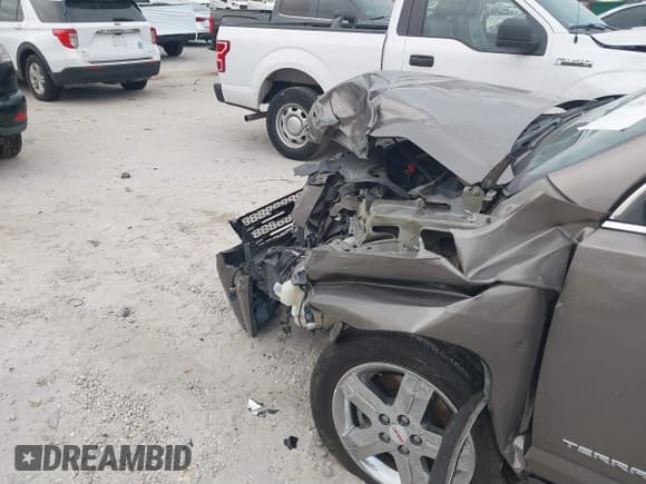 ✅ 2012 GMC Terrain SLE-2 • VIN: 2GKFLSE59C6259930 • Lot: 41020875. Wystawiony na IAAI z przebiegiem 124 167 mil. Bezpłatny archiwum sprzedaży aukcyjnych z USA i szczegółowy raport historii pojazdu na DreamBid. Zdjęcie 15.