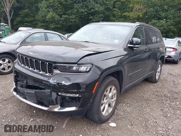 ✅ 2023 Jeep Grand Cherokee Limited • VIN: 1C4RJKBG8P8813253 • Lot: 43277138. Listed on IAAI with 55,551 mi. Free auction sales archive from the USA and detailed vehicle history report at DreamBid. Image 2.