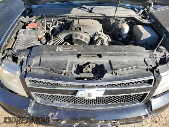 2011 Chevrolet Suburban LS with VIN 1GNSKHE34BR180335, listed as a Copart auction lot 82379145 with 259,352 mi miles and Clean title. Bid and sale history available at DreamBid. Image 12.