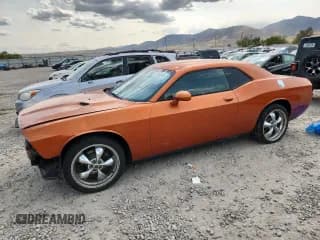 ✅ 2011 Dodge Challenger • VIN: 2B3CJ4DG9BH518777 • Lot: 71916875. Wystawiony na Copart z przebiegiem 201 123 mil. Bezpłatny archiwum sprzedaży aukcyjnych z USA i szczegółowy raport historii pojazdu na DreamBid. Zdjęcie 1.