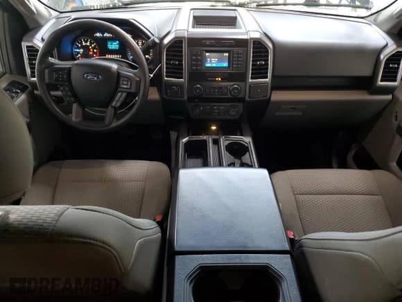 ✅ 2015 Ford F-150 XLT • VIN: 1FTFW1EF4FFC79633 • Lot: 84557345. Listed on Copart with 161,240 mi. Free auction sales archive from the USA and detailed vehicle history report at DreamBid. Image 8.