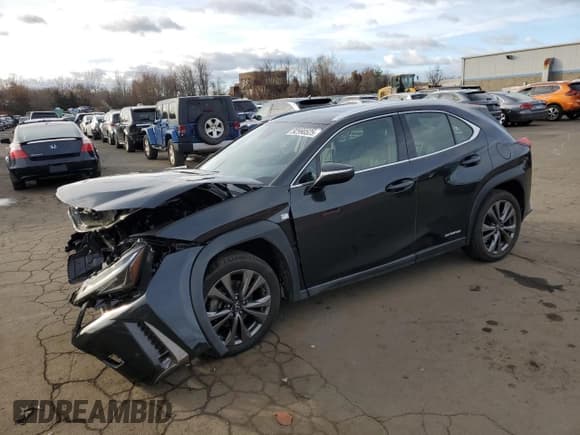 ✅ 2021 Lexus UX 250h F Sport • VIN: JTHR9JBH0M2051156 • Lot: 92990525. Listed on Copart with 21,617 mi. Free auction sales archive from the USA and detailed vehicle history report at DreamBid. Image 1.