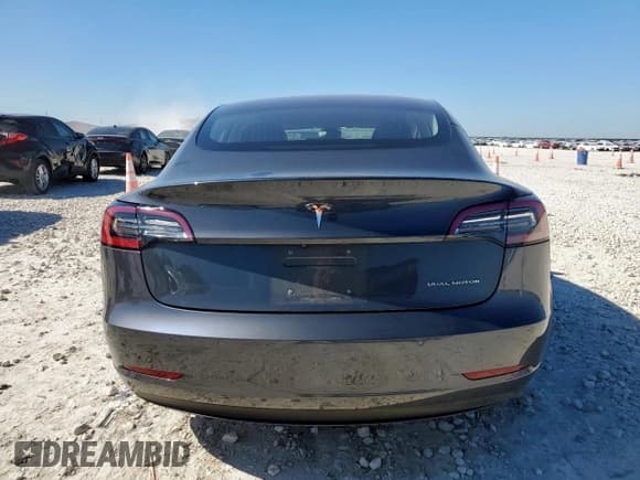 ✅ 2018 Tesla Model 3 Long Range Battery • VIN: 5YJ3E1EBXJF129042 • Lot: 91327865. Listed on Copart with 52,400 mi. Free auction sales archive from the USA and detailed vehicle history report at DreamBid. Image 6.