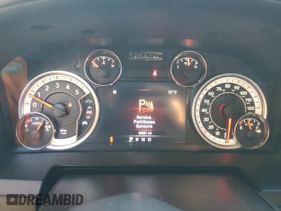 ✅ 2017 Ram 2500 Laramie • VIN: 3C6UR5NL2HG632147 • Lot: 46634505. Wystawiony na Copart z przebiegiem 93 951 mil. Bezpłatny archiwum sprzedaży aukcyjnych z USA i szczegółowy raport historii pojazdu na DreamBid. Zdjęcie 9.