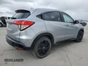 ✅ 2022 Honda HR-V Sport • VIN: 3CZRU5H16NM717099 • Lot: 91673605. Wystawiony na Copart z przebiegiem 19 421 mil. Bezpłatny archiwum sprzedaży aukcyjnych z USA i szczegółowy raport historii pojazdu na DreamBid. Zdjęcie 3.