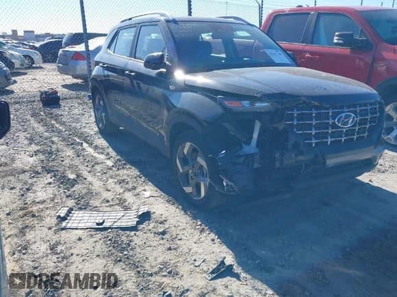 ✅ 2022 Hyundai Venue SEL • VIN: KMHRC8A38NU136149 • Lot: 41247260. Listed on IAAI with 16,565 mi. Free auction sales archive from the USA and detailed vehicle history report at DreamBid. Image 1.