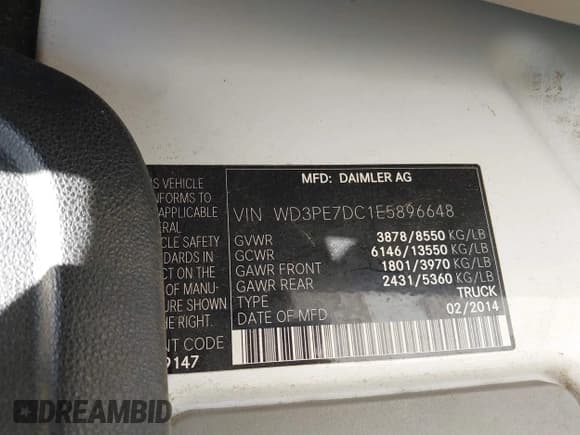 ✅ 2014 Mercedes-Benz Sprinter Cargo • VIN: WD3PE7DC1E5896648 • Lot: 41754532. Wystawiony na IAAI z przebiegiem 277 996 mil. Bezpłatny archiwum sprzedaży aukcyjnych z USA i szczegółowy raport historii pojazdu na DreamBid. Zdjęcie 9.