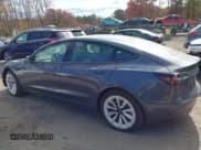 ✅ 2022 Tesla Model 3 Long Range • VIN: 5YJ3E1EB6NF258630 • Lot: 40682978. Wystawiony na IAAI z przebiegiem 34 868 mil. Bezpłatny archiwum sprzedaży aukcyjnych z USA i szczegółowy raport historii pojazdu na DreamBid. Zdjęcie 15.