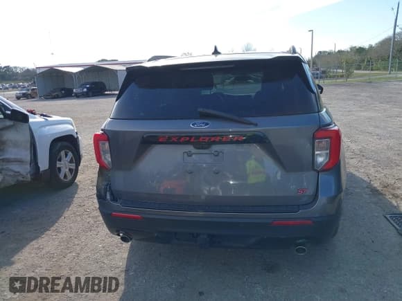 ✅ 2022 Ford Explorer ST-Line • VIN: 1FMSK7KH7NGA06046 • Lot: 41691103. Wystawiony na IAAI z przebiegiem 90 014 mil. Bezpłatny archiwum sprzedaży aukcyjnych z USA i szczegółowy raport historii pojazdu na DreamBid. Zdjęcie 16.