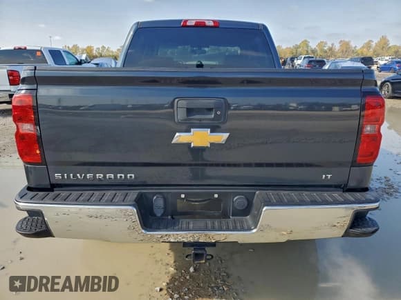 ✅ 2018 Chevrolet Silverado 1500 LT • VIN: 3GCPCREC9JG185398 • Lot: 93302655. Wystawiony na Copart z przebiegiem 91 661 mil. Bezpłatny archiwum sprzedaży aukcyjnych z USA i szczegółowy raport historii pojazdu na DreamBid. Zdjęcie 6.
