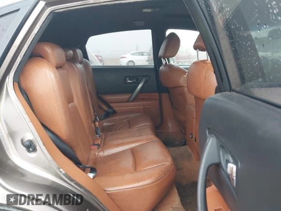✅ 2007 Infiniti FX • VIN: JNRAS08W57X209730 • Lot: 43827043. Wystawiony na IAAI z przebiegiem 258 129 mil. Bezpłatny archiwum sprzedaży aukcyjnych z USA i szczegółowy raport historii pojazdu na DreamBid. Zdjęcie 8.