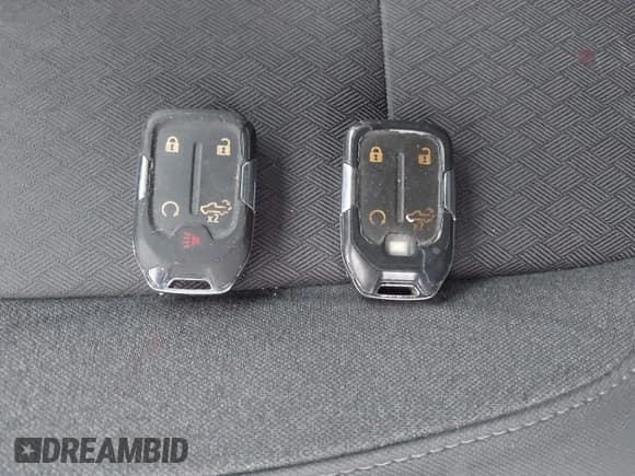 ✅ 2020 Chevrolet Silverado 1500 RST • VIN: 1GCRYEED4LZ118481 • Lot: 43607793. Listed on IAAI with 64,171 mi. Free auction sales archive from the USA and detailed vehicle history report at DreamBid. Image 11.