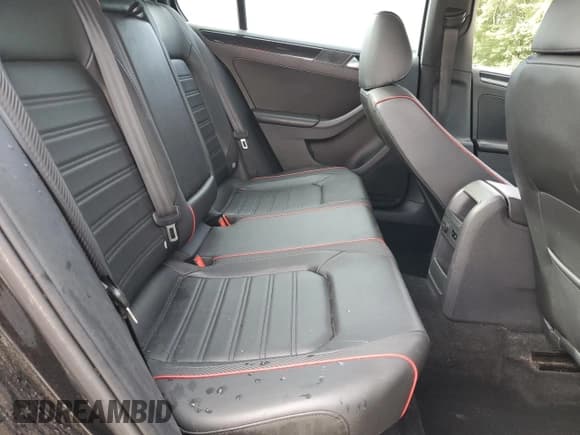 ✅ 2014 Volkswagen Jetta GLI • VIN: 3VW5T7AJ8EM260452 • Lot: 69499755. Listed on Copart with 226,570 mi. Free auction sales archive from the USA and detailed vehicle history report at DreamBid. Image 10.