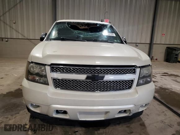 ✅ 2011 Chevrolet Tahoe LTZ • VIN: 1GNSKCE01BR360994 • Lot: 81183135. Listed on Copart with 173,167 mi. Free auction sales archive from the USA and detailed vehicle history report at DreamBid. Image 5.
