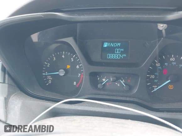 ✅ 2018 Ford Transit XL • VIN: 1FMZK1CM4JKB04949 • Lot: 39895688. Wystawiony na IAAI z przebiegiem 88 804 mil. Bezpłatny archiwum sprzedaży aukcyjnych z USA i szczegółowy raport historii pojazdu na DreamBid. Zdjęcie 15.