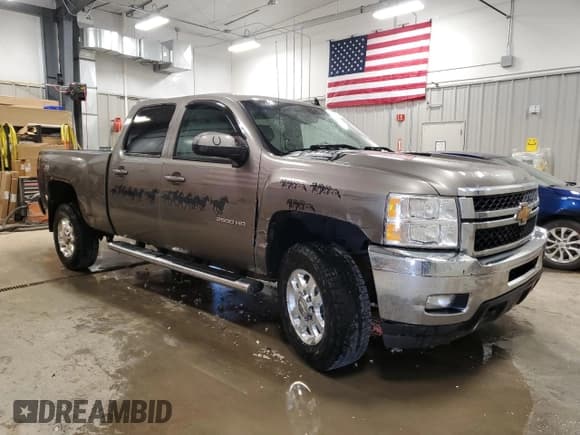 ✅ 2012 Chevrolet Silverado 2500HD LTZ • VIN: 1GC1KYEG8CF154749 • Lot: 57779495. Listed on Copart with 212,730 mi. Free auction sales archive from the USA and detailed vehicle history report at DreamBid. Image 4.