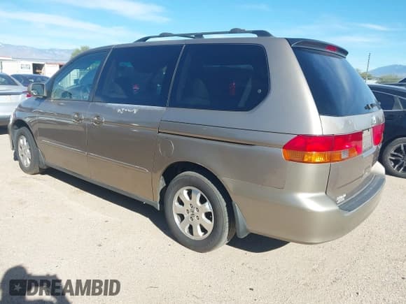 ✅ 2004 Honda Odyssey EX-L • VIN: 5FNRL18984B085040 • Lot: 43727073. Wystawiony na IAAI z przebiegiem 238 489 mil. Bezpłatny archiwum sprzedaży aukcyjnych z USA i szczegółowy raport historii pojazdu na DreamBid. Zdjęcie 3.