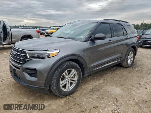 ✅ 2022 Ford Explorer XLT • VIN: 1FMSK7DH7NGB28600 • Lot: 95753695. Wystawiony na Copart z przebiegiem 90 206 mil. Bezpłatny archiwum sprzedaży aukcyjnych z USA i szczegółowy raport historii pojazdu na DreamBid. Zdjęcie 1.