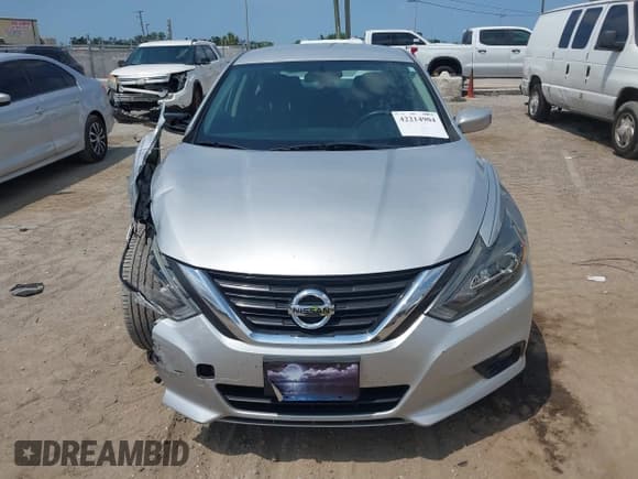 ✅ 2017 Nissan Altima SV • VIN: 1N4AL3AP4HC120246 • Lot: 42214904. Listed on IAAI with 59,432 mi. Free auction sales archive from the USA and detailed vehicle history report at DreamBid. Image 12.