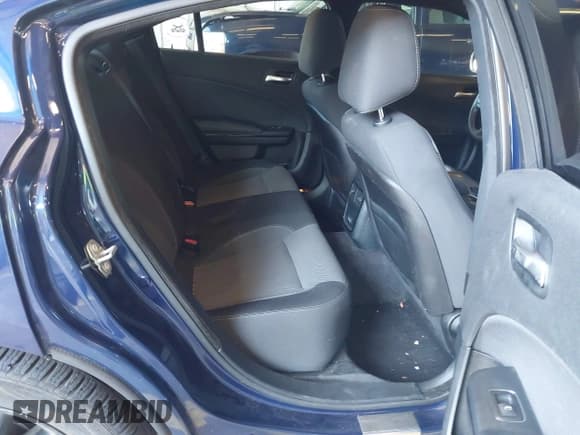 ✅ 2017 Dodge Charger SE • VIN: 2C3CDXBG9HH537465 • Lot: 43273802. Listed on IAAI with 105,564 mi. Free auction sales archive from the USA and detailed vehicle history report at DreamBid. Image 8.